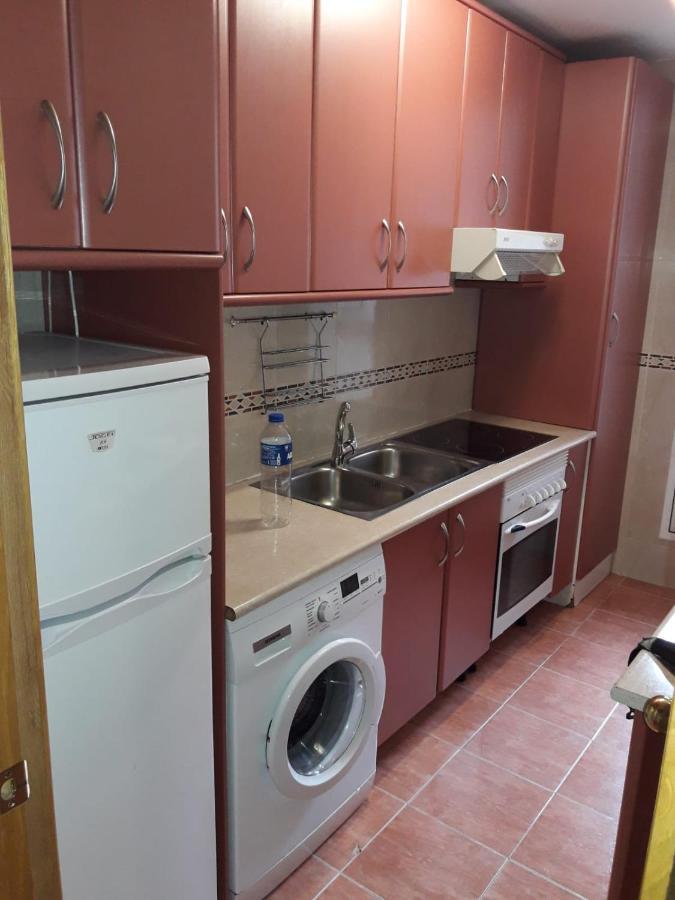 Privatunterkunft Habitacion L *